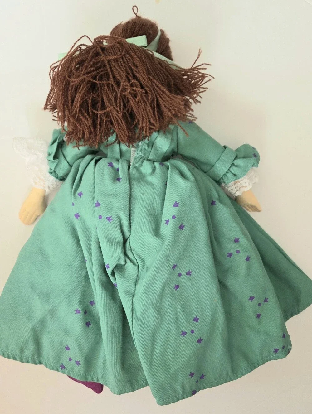 LOT OF 9 HISTORICAL CLOTH DOLLS, PAINTED FACES, COLONIAL WILLIAMSBURG FOUNDATION